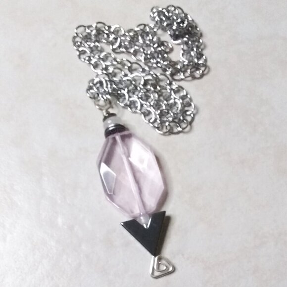 Delicate Soft Pink & GunMetal Black Necklace! Contrasts & Contradictions! - Picture 4 of 8
